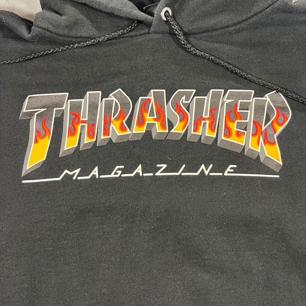 THRASHER Flame Logo Hoodie Mens Large Black Good Skate Magazine Sweatshirt‎ Logo - Picture 4 of 16